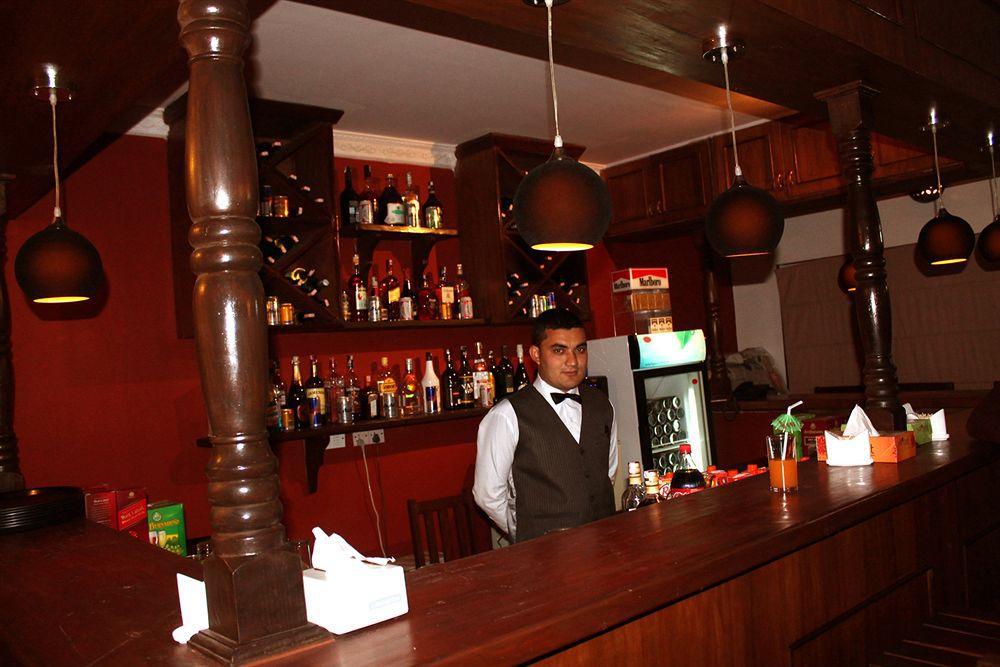 Norbulinka Boutique Hotel Катманду Екстериор снимка