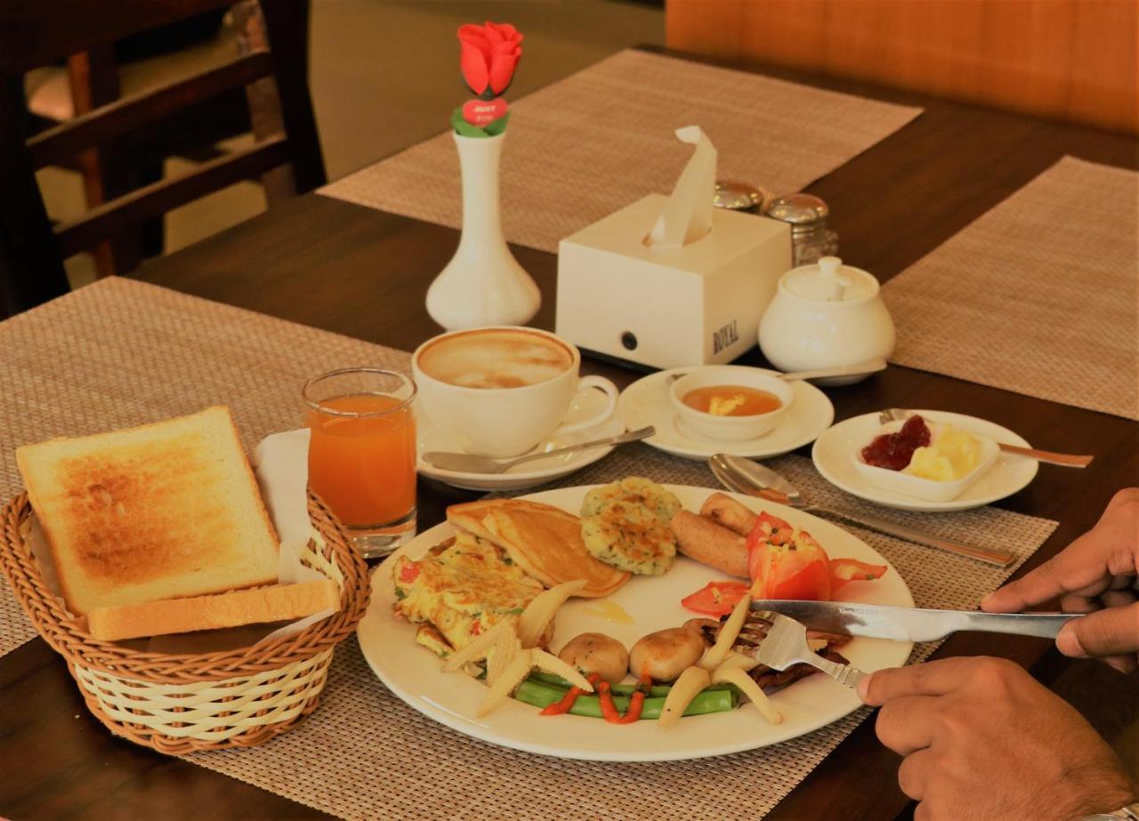 Norbulinka Boutique Hotel Катманду Екстериор снимка